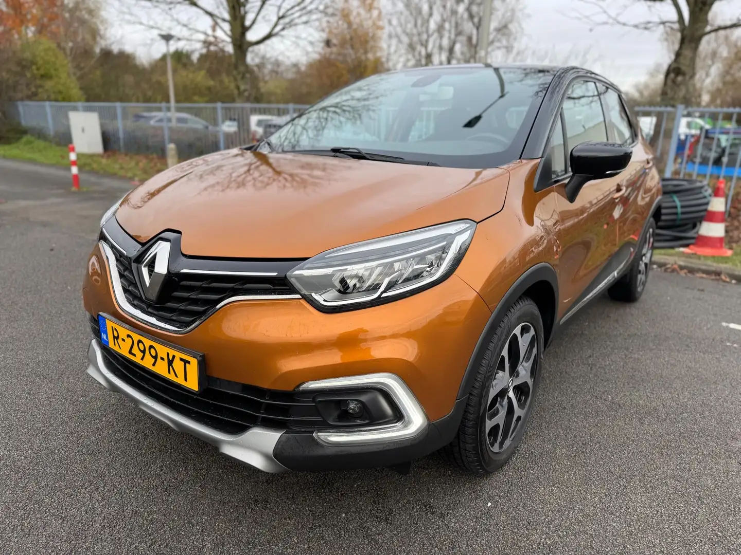 Renault Captur 0.9 TCe Dynamique Led facelift Navigatie PDC Cruis Orange - 2