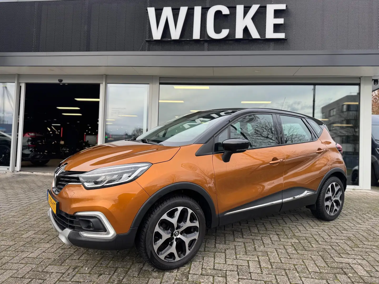 Renault Captur 0.9 TCe Dynamique Led facelift Navigatie PDC Cruis Orange - 1