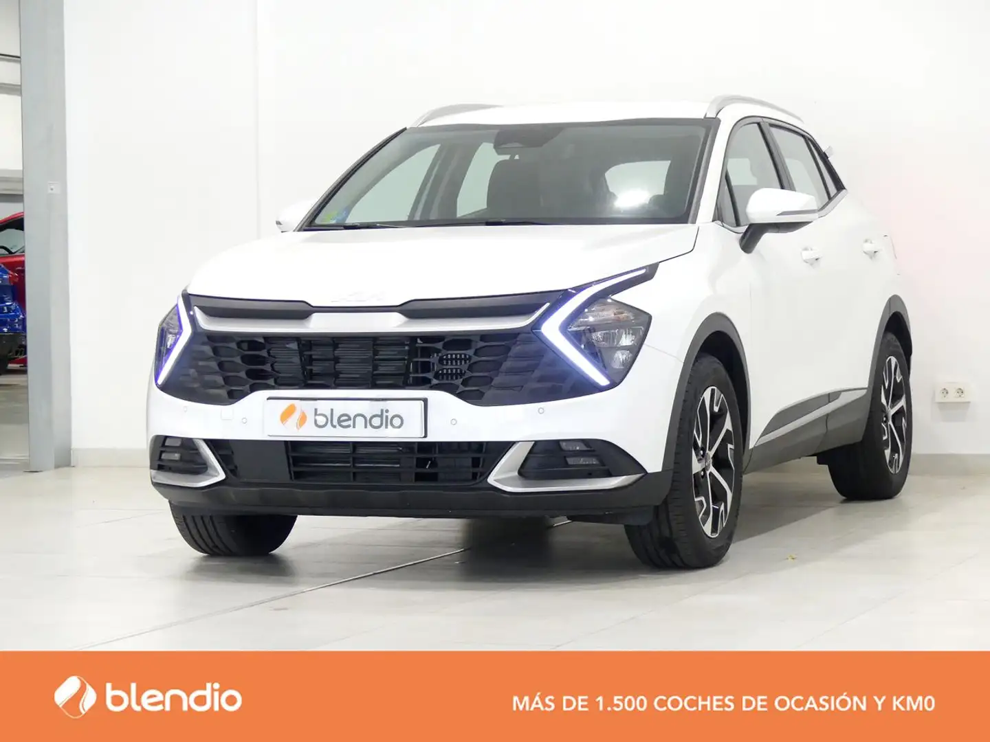 Kia Sportage 1.6 T-GDI HEV DRIVE AUTO 230CV 5P White - 1