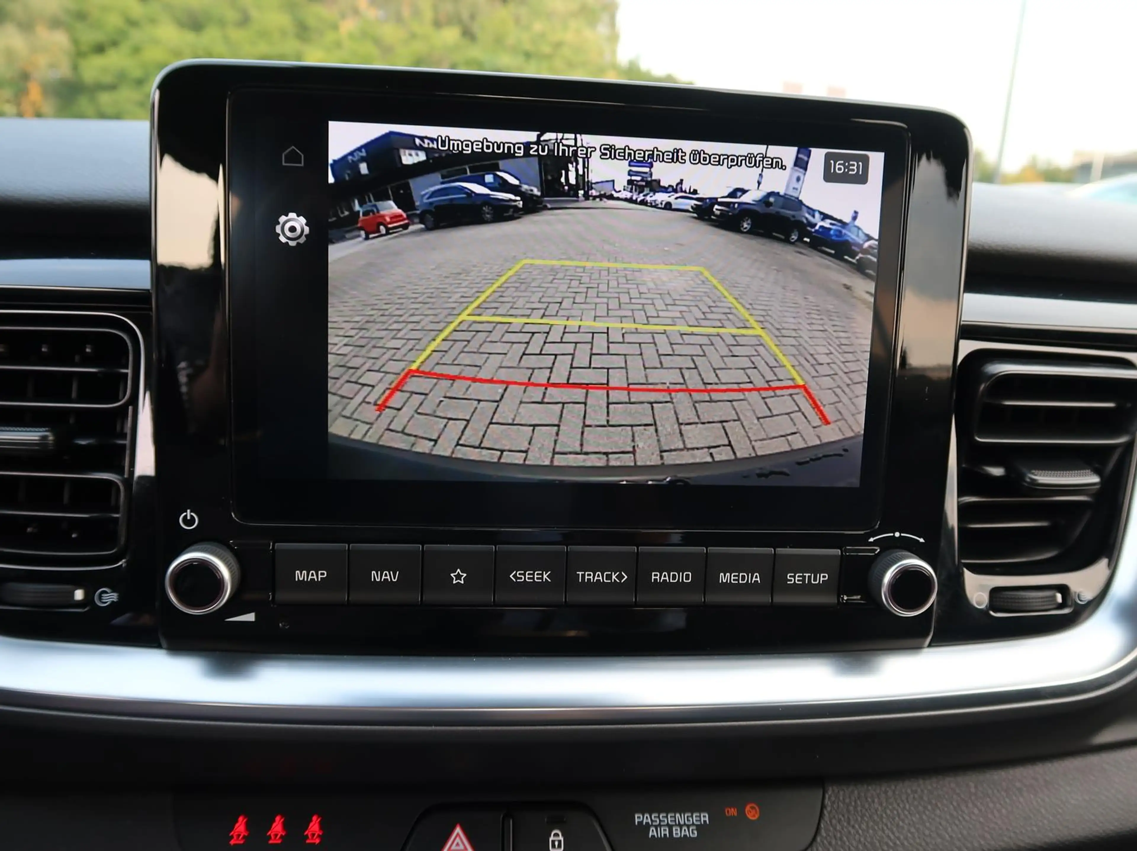 Kia Stonic Vision DCT7 Navi Android CarPlay M+S-Allw — photo 9