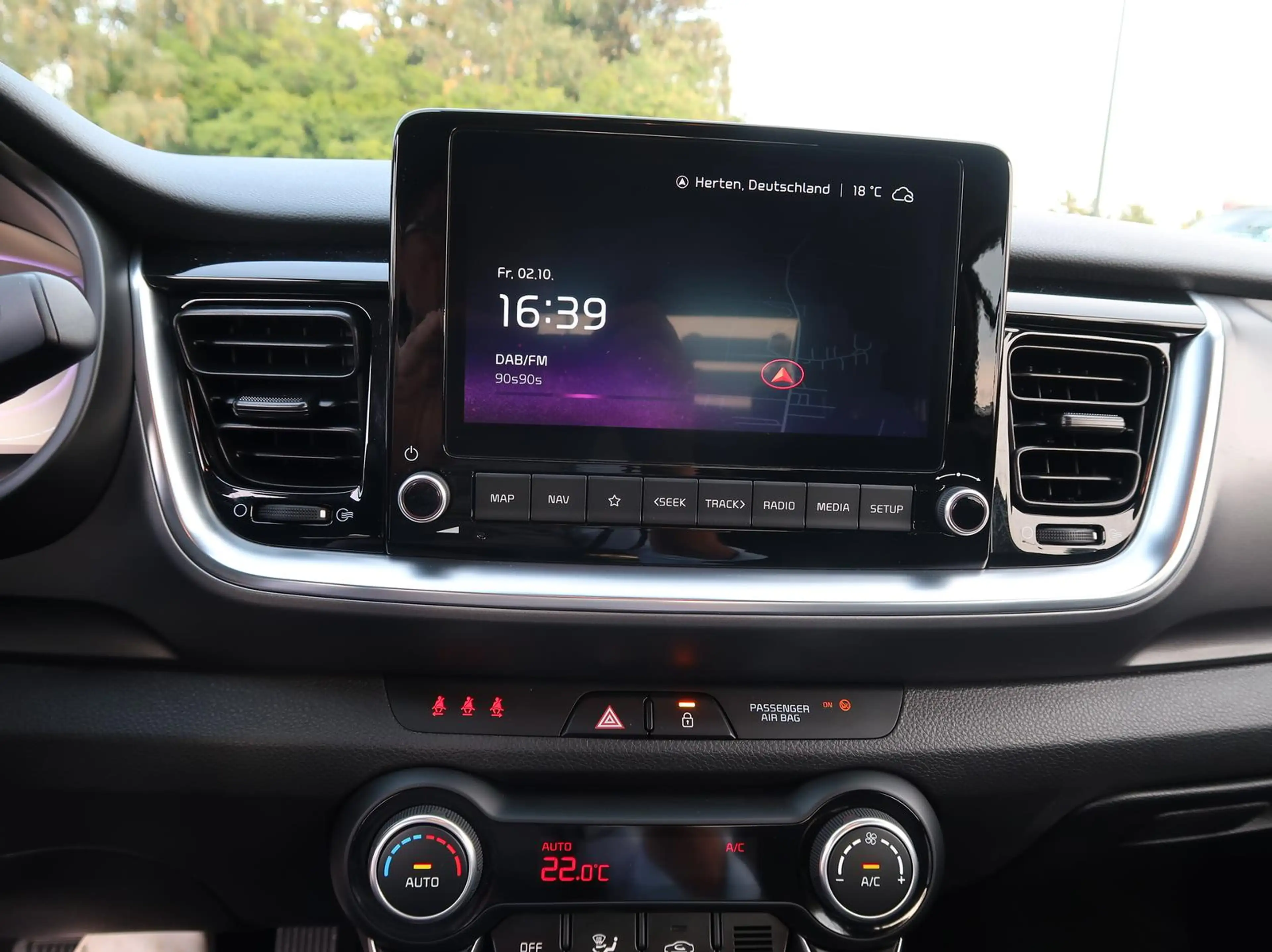 Kia Stonic Vision DCT7 Navi Android CarPlay M+S-Allw — photo 5