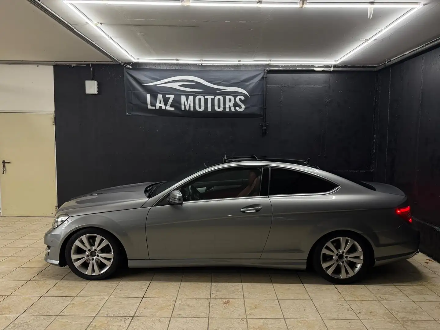 Mercedes-Benz C 350 C 350 BlueEfficiency Coupe Aut. AMG Paket *Finanzi Grau - 2