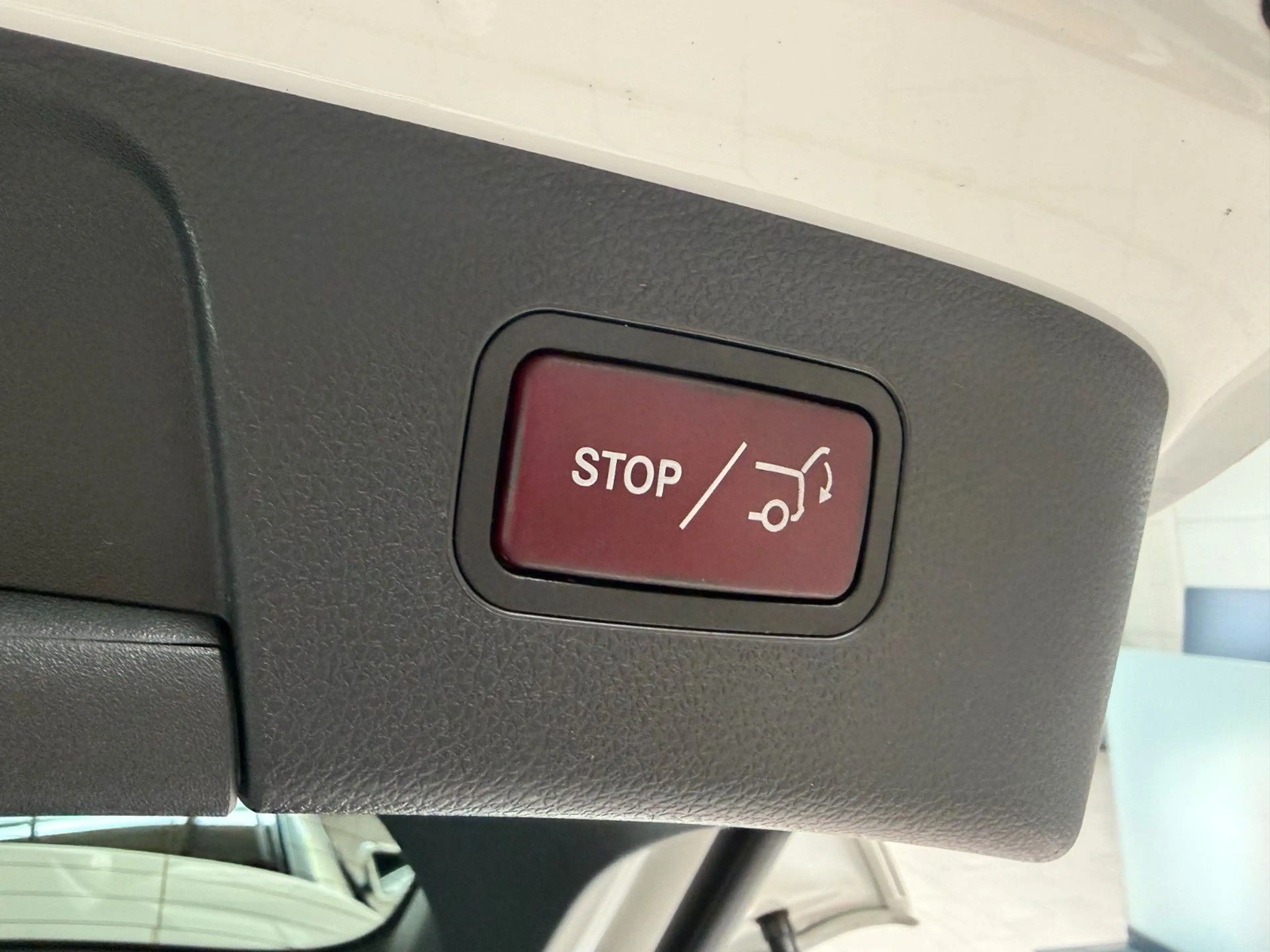 Mercedes-Benz GLA 220 4MATIC AMG Line/AHK/360°/PANO/LED/SHZ — photo 10