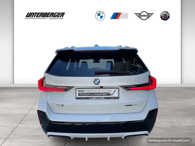 BMW X1 view 5
