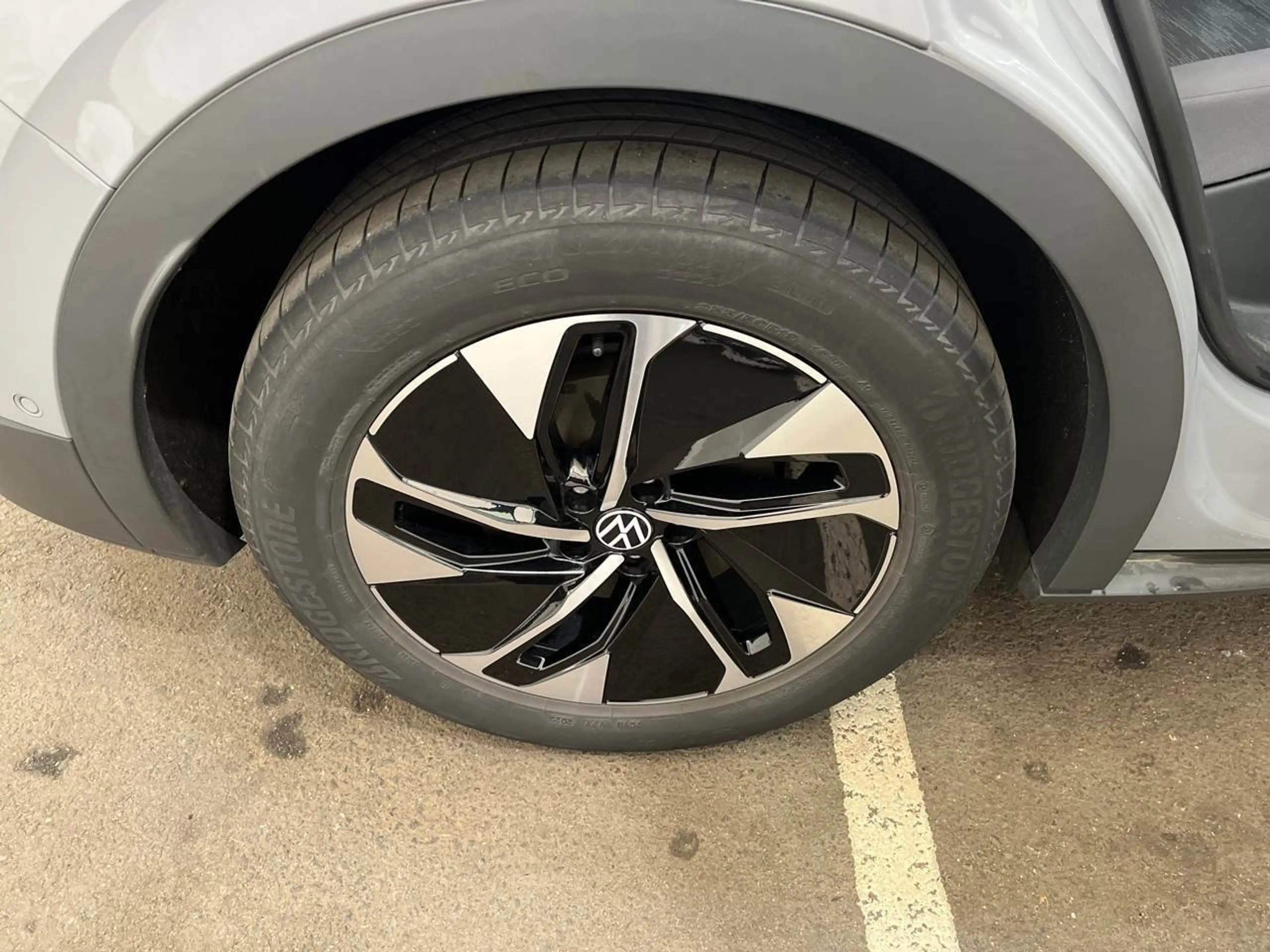 Volkswagen ID.4 Pro mit Infotainmentpaket 4Motion — photo 12