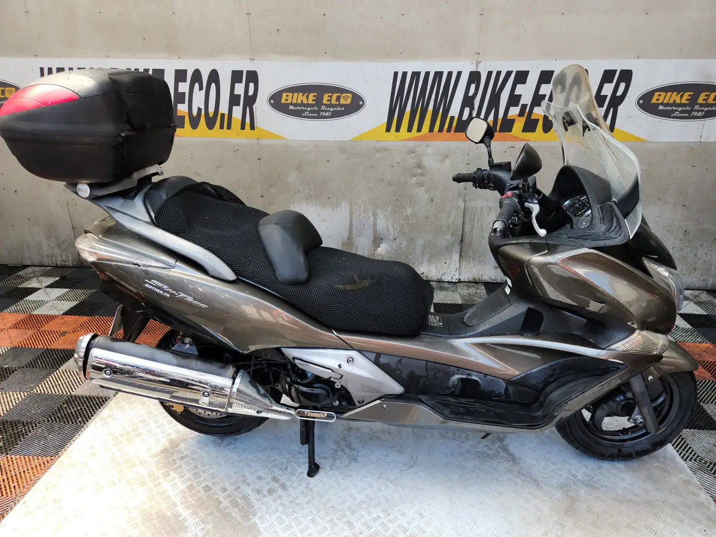 Honda SW-T 600 Grau - 1