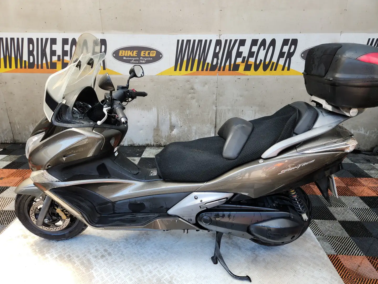 Honda SW-T 600 Grau - 2