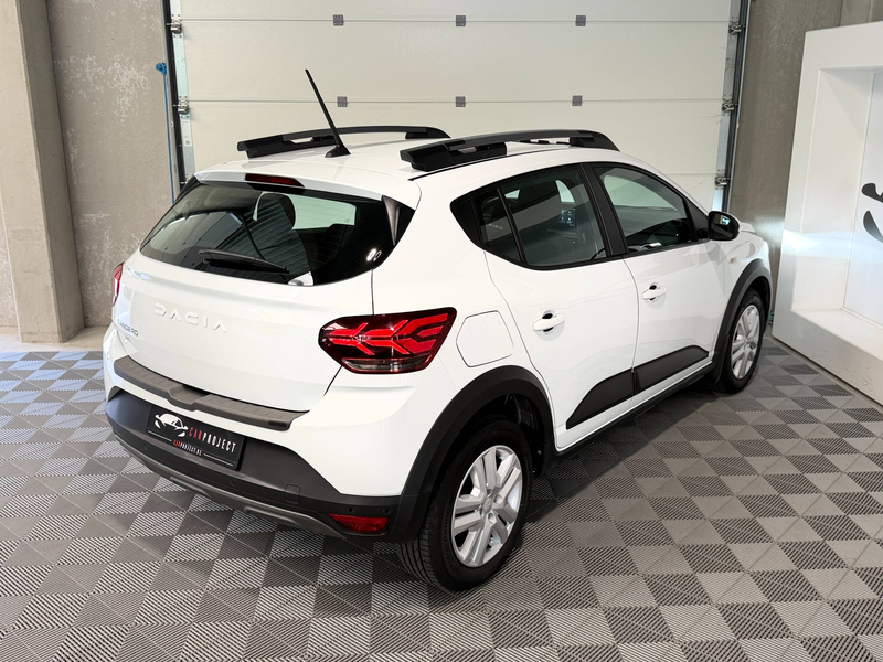 Dacia Sandero Stepway 1.0 TCe CVT, Toit Ouvrant, Car-Play, Camera de recul, Capteurs AV/AR — photo 9