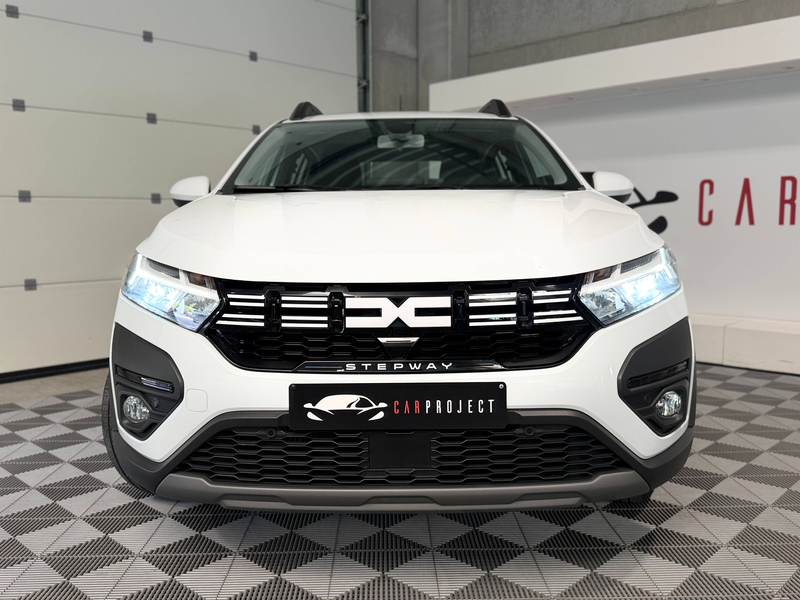 Dacia Sandero Stepway 1.0 TCe CVT, Toit Ouvrant, Car-Play, Camera de recul, Capteurs AV/AR — photo 5