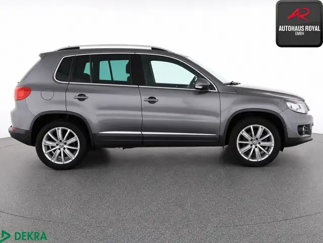Volkswagen Tiguan view 6
