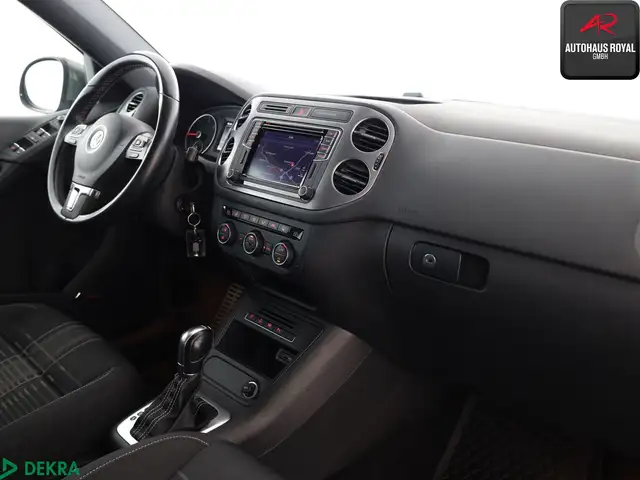 Volkswagen Tiguan view 11
