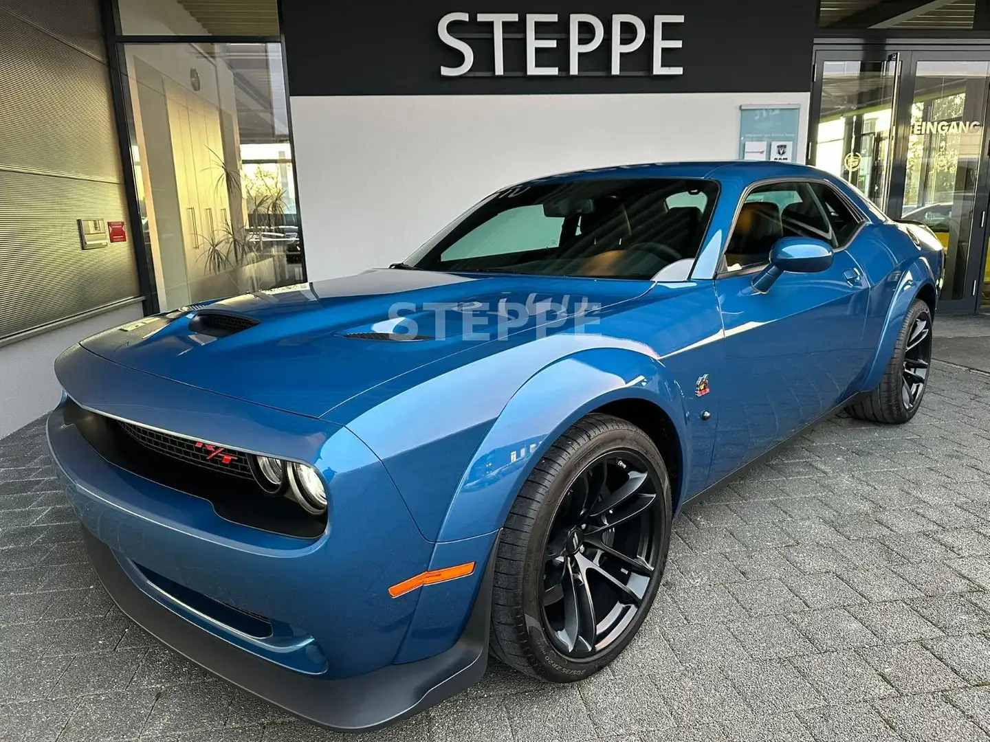 Dodge Challenger ScatPack Widebody 6,4 8Gg.AT LastCall Blau - 1