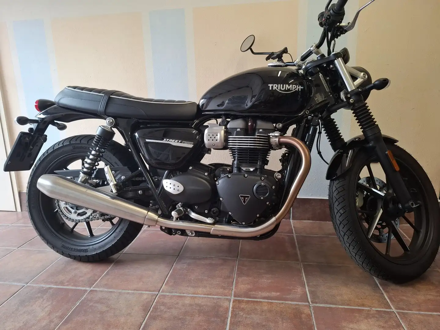 Triumph Speed Twin Nero - 2