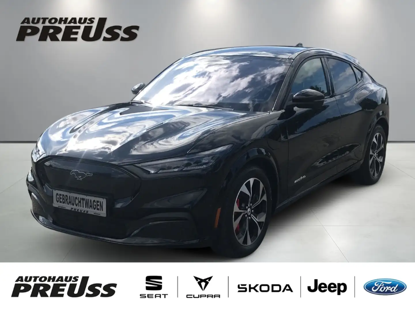 Ford Mustang Mach-E Basis AWD Schwarz - 1
