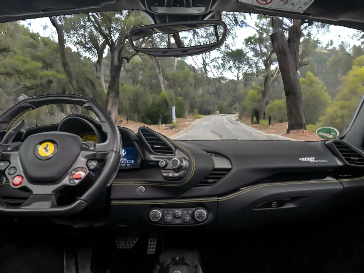 Ferrari 488 Spider Amarillo - 2