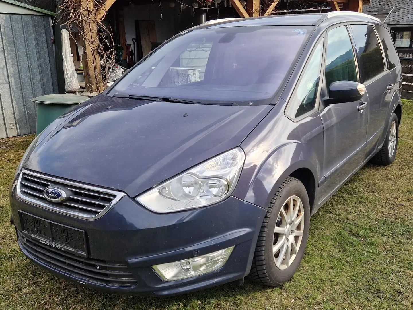 Ford Galaxy Galaxy Business Plus 1,6 TDCi Start Grau - 1