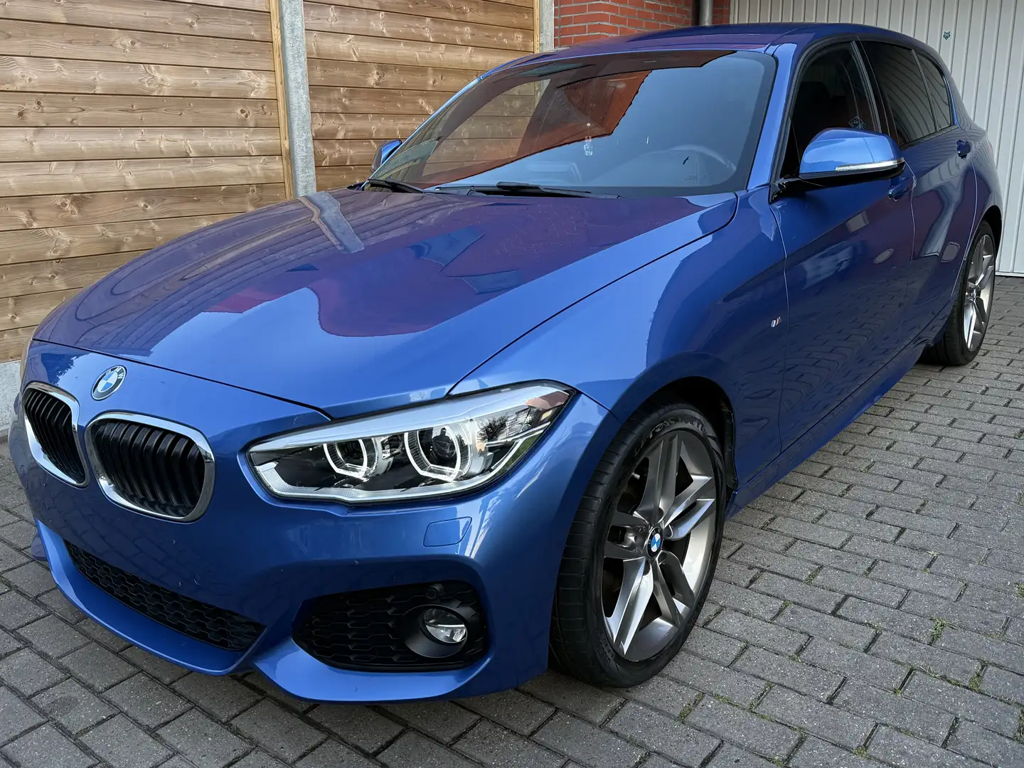 BMW 118 118i Automaat M Sport - 1