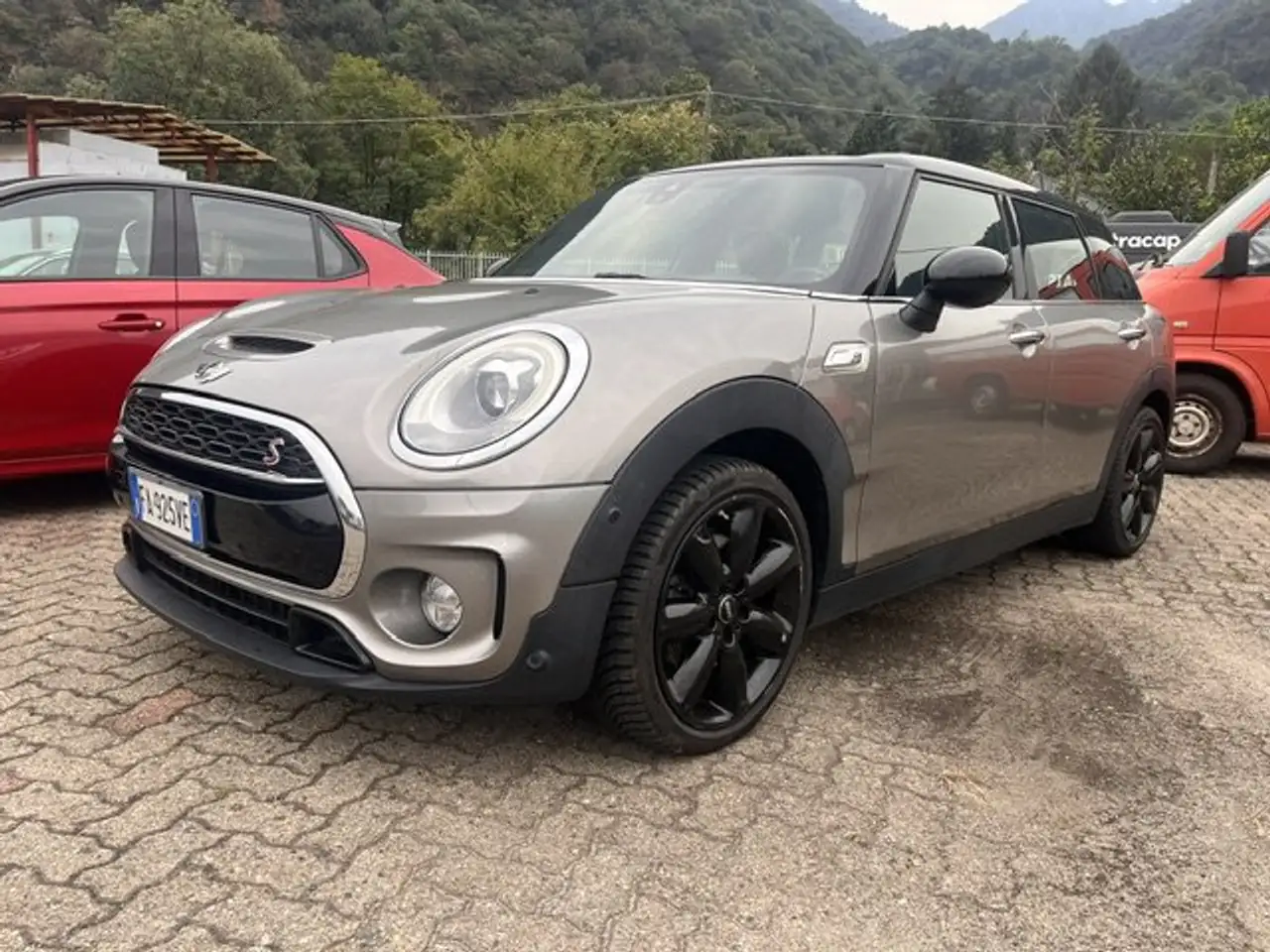 MINI Cooper Clubman