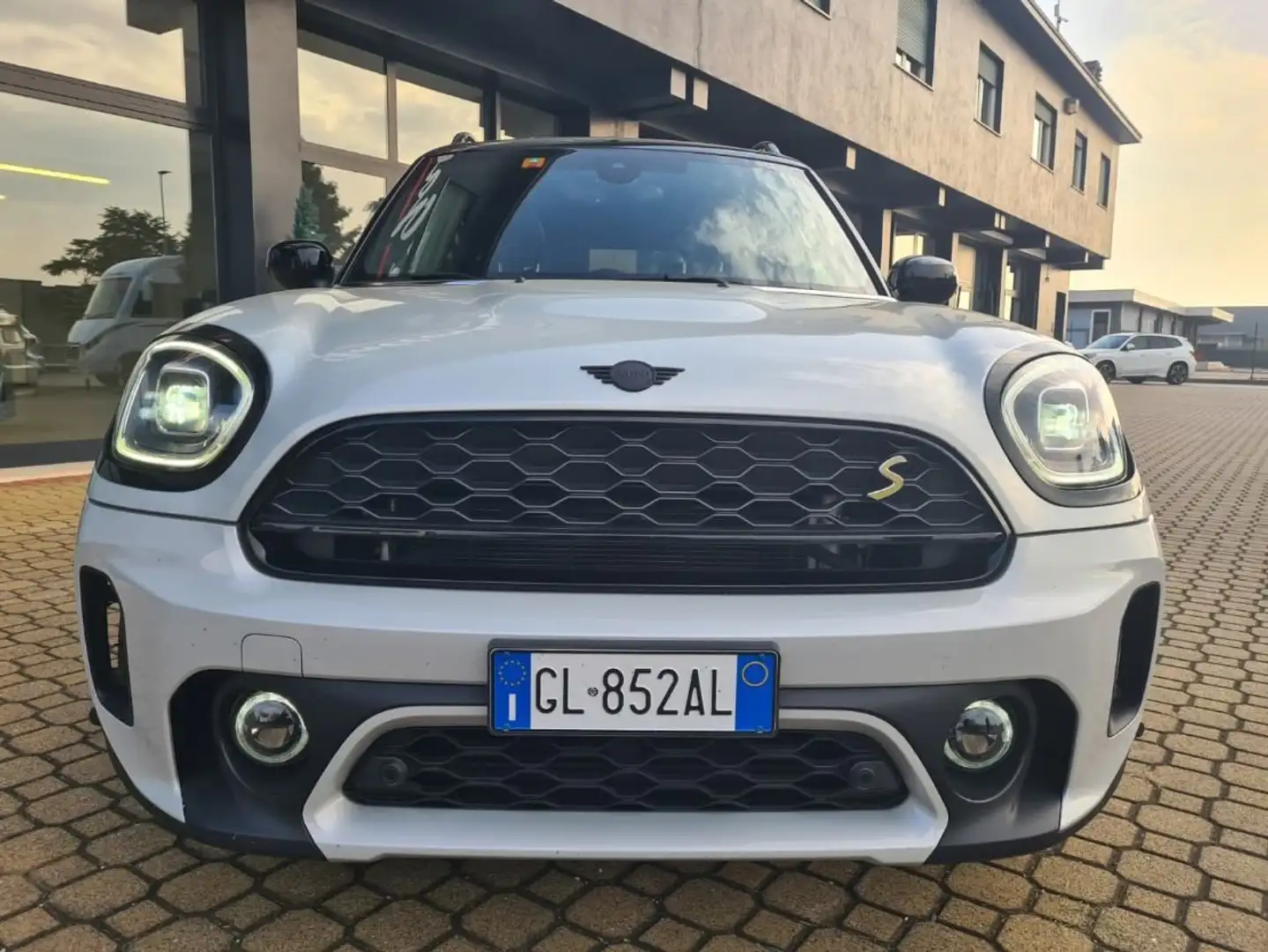 MINI Cooper SE Countryman LUXURY PACKET 1.5 COOPER SE All4-COME NUOVA - 2