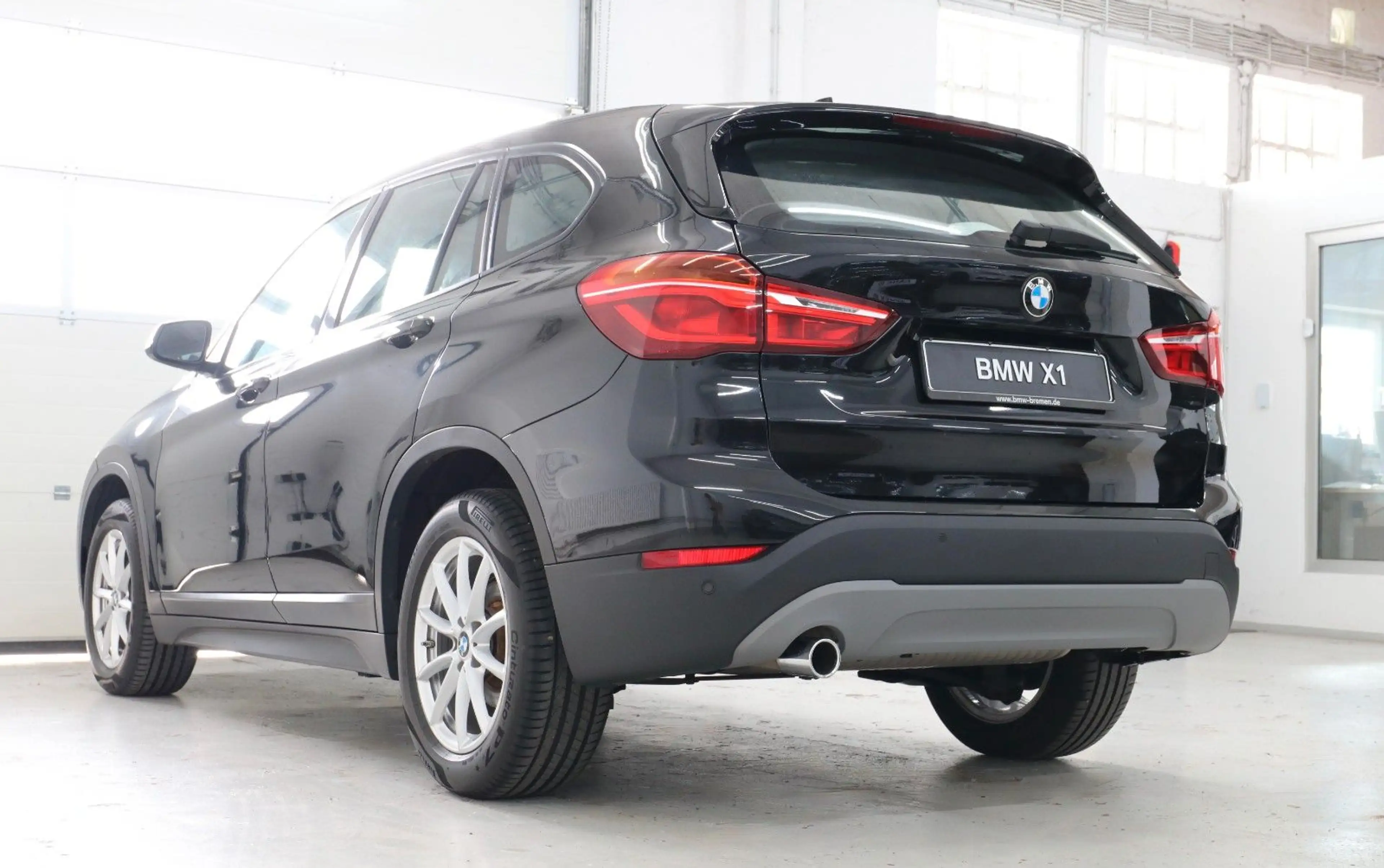 BMW X1 sD 18d Performance Navi Sitzh. 2X PDC 1 Hand — photo 3
