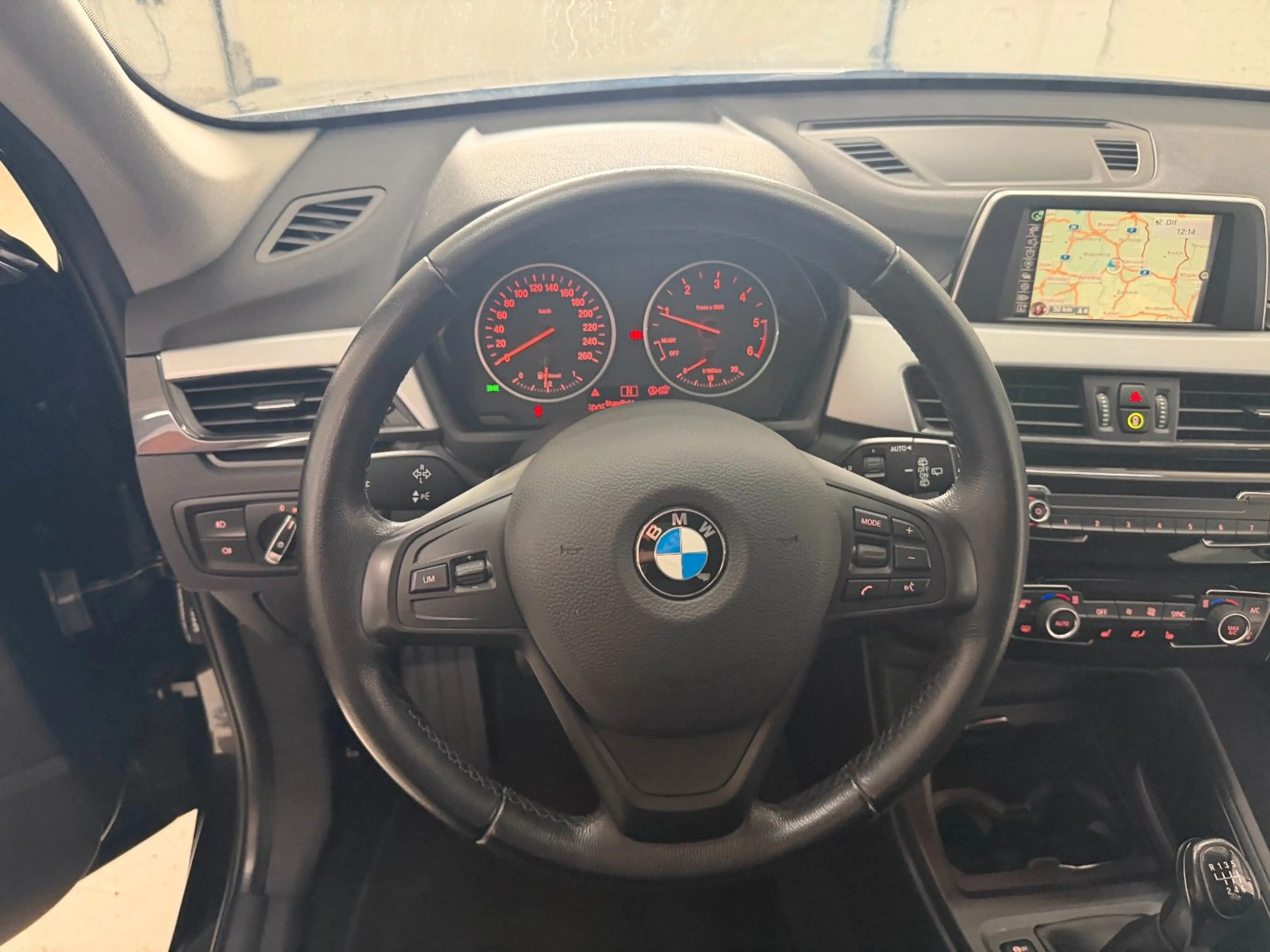 BMW X1 sD 18d Performance Navi Sitzh. 2X PDC 1 Hand — photo 13
