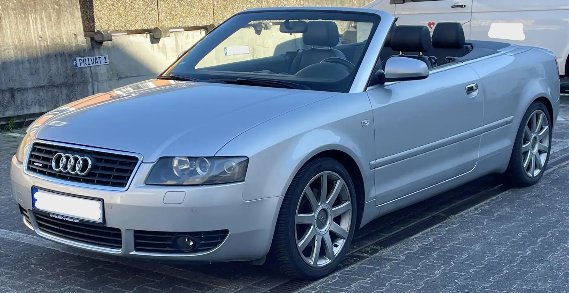Audi A4 A4 Cabriolet 3.0 quattro S-Line Leder AHK el. Dach Silber - 1