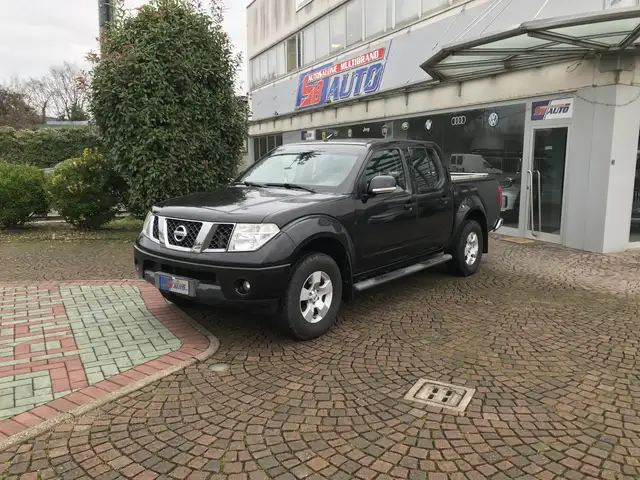 Nissan Navara 2.5 tdci  170 cv