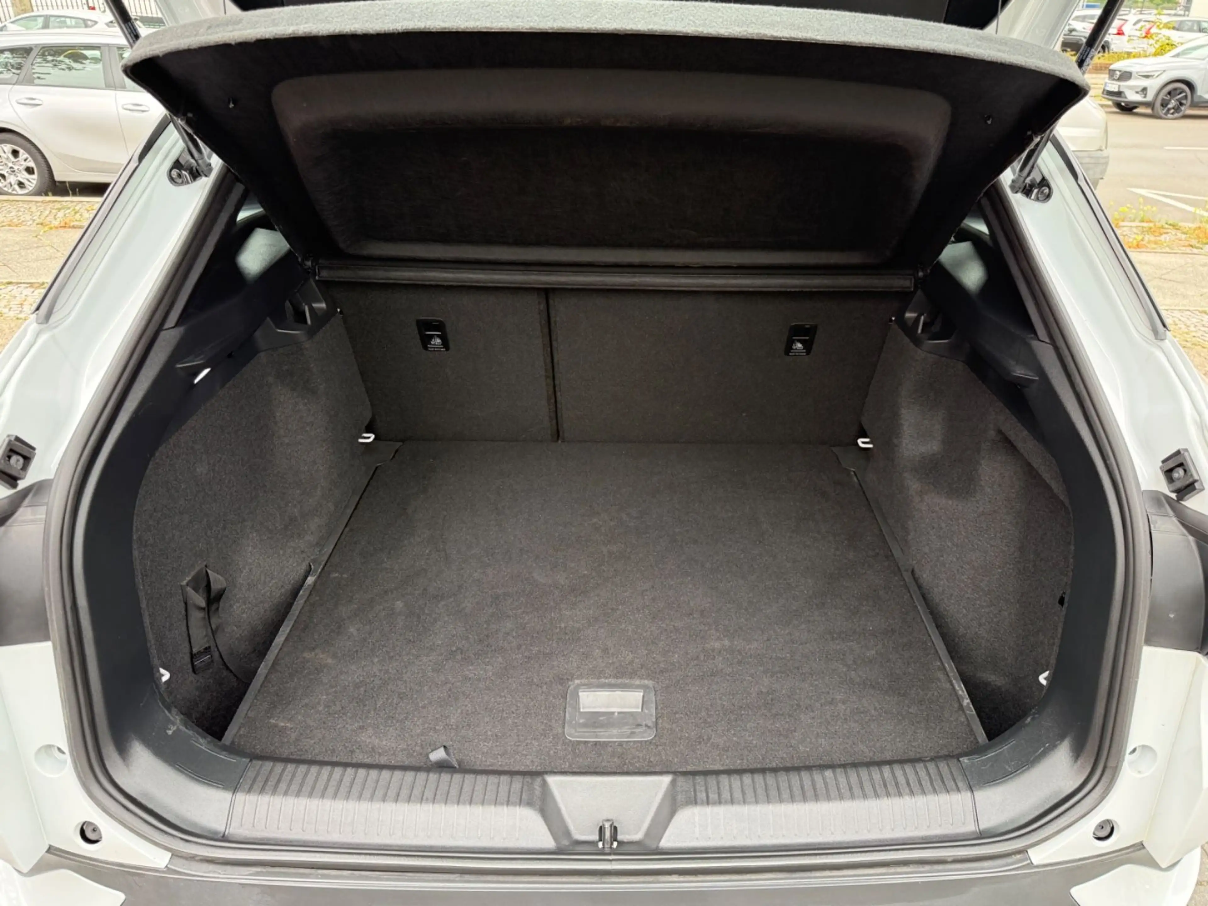 Volkswagen ID.4 Pro Performance 150 kW Wärmepumpe ACC — photo 32