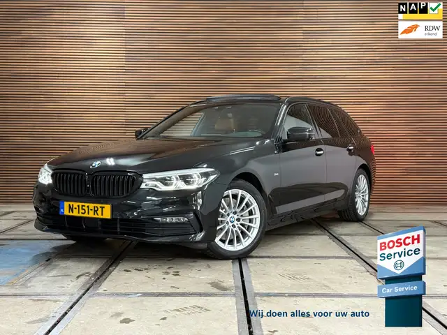 BMW 530 5-serie Touring 530i High Executive | Shadow Line