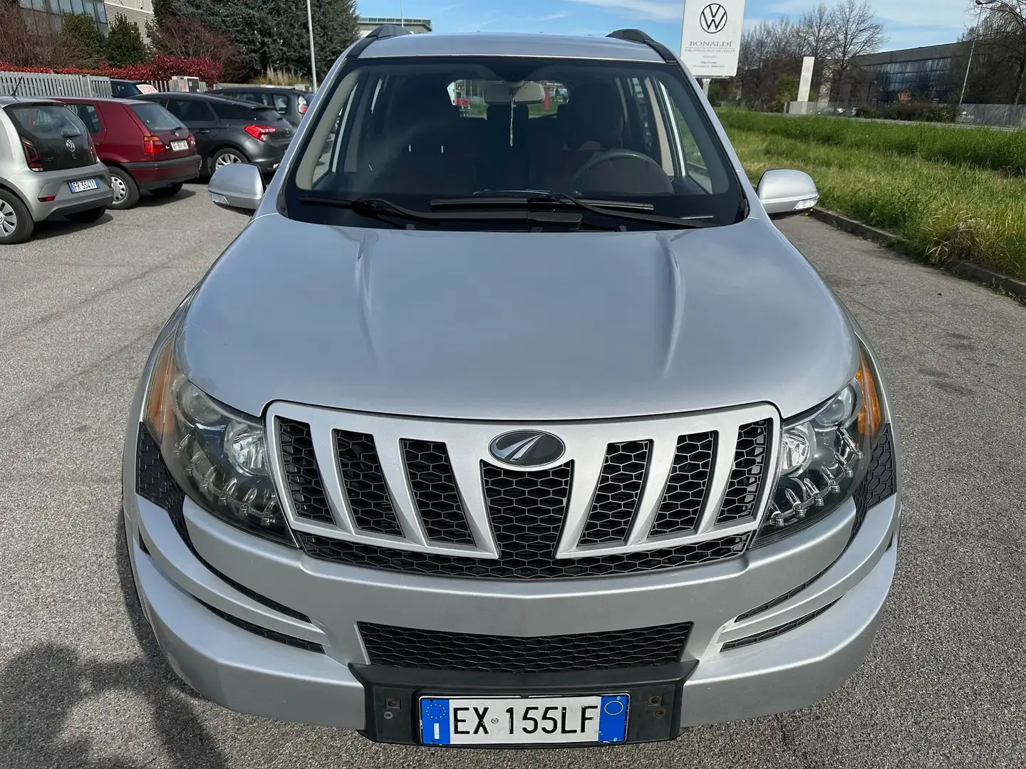 Mahindra XUV500 2.2 140CV W8 FWD 7 POSTI*EURO5*CERCHI Silber - 2