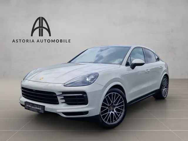Porsche Cayenne main image