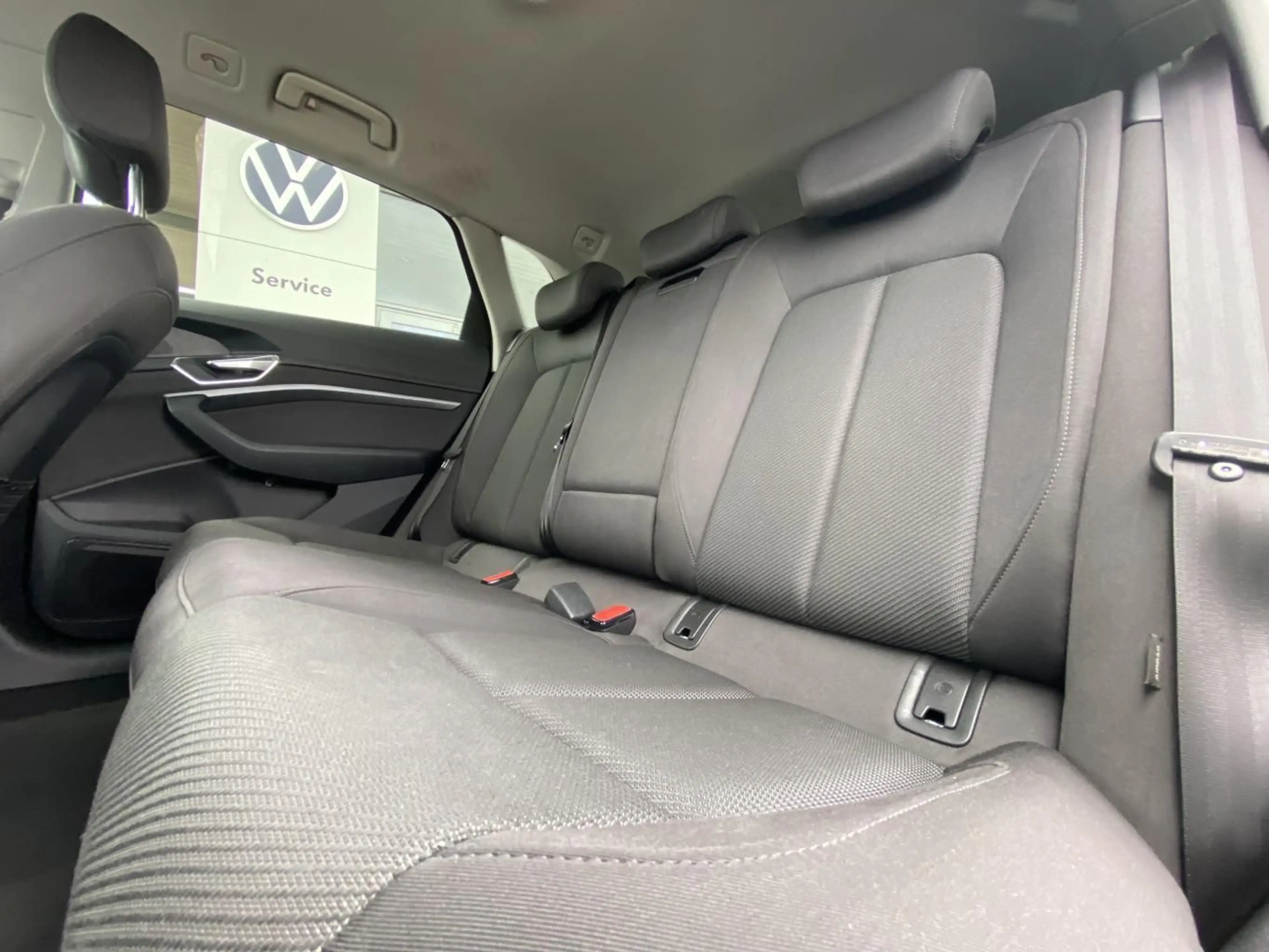 Audi e-tron quattro 50 advanced AHK+HEAD-UP+ACC+NAVI+ — photo 13