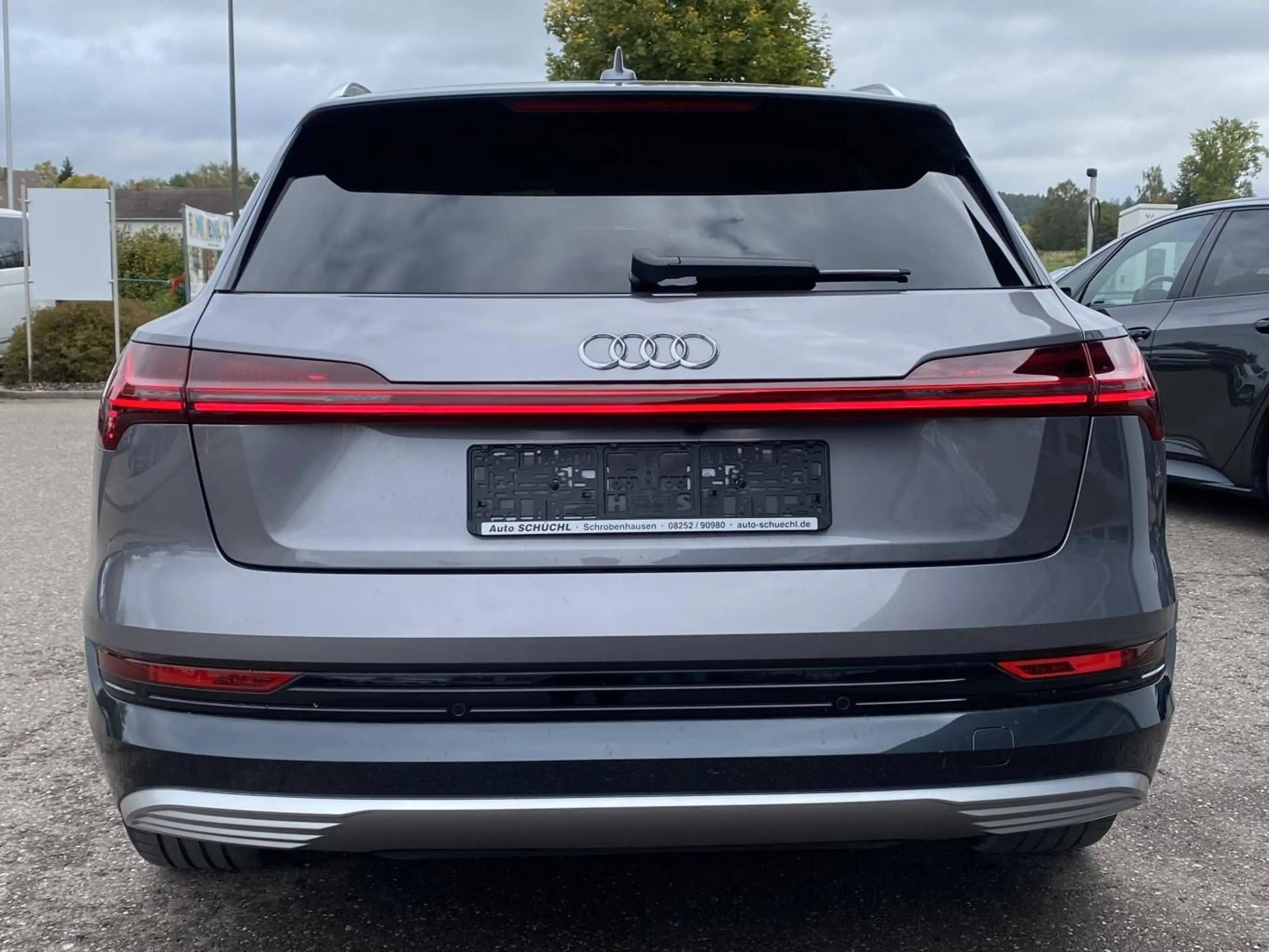 Audi e-tron quattro 50 advanced AHK+HEAD-UP+ACC+NAVI+ — photo 6