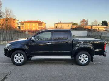 3.0 d-4d double cab SR auto