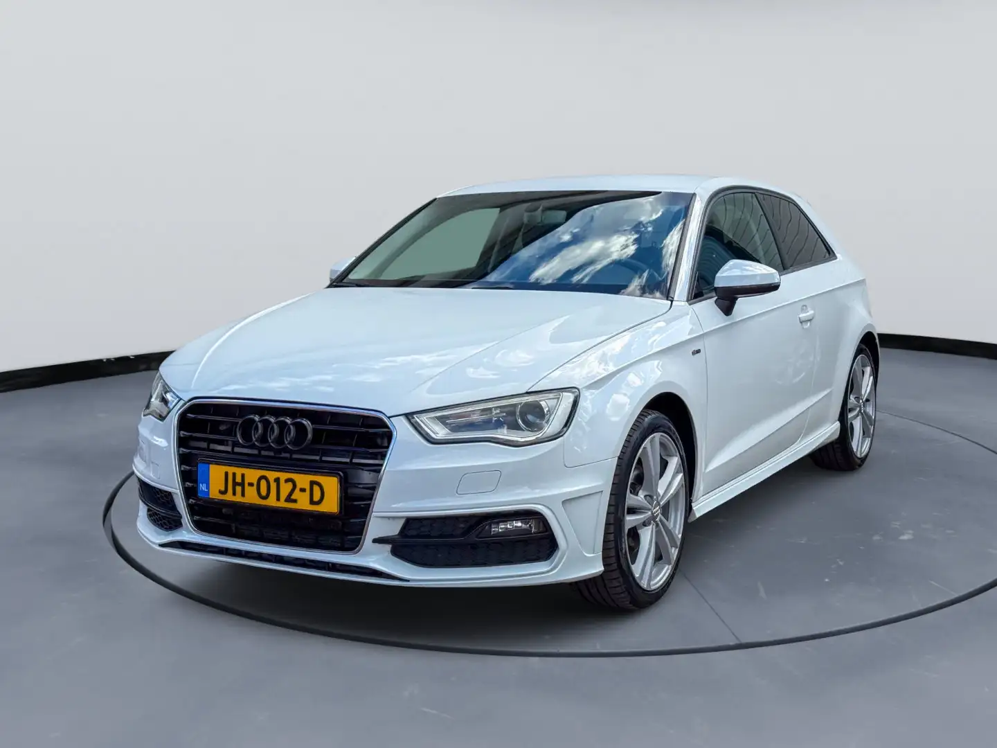 Audi A3 1.4 TFSI * S-LINE * XENON * APK 2026 * Blanc - 2