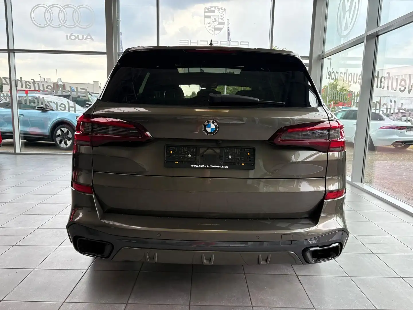 BMW X5 xDrive 40 d M Sport/Vollausst./Laser/Pano Grün - 2