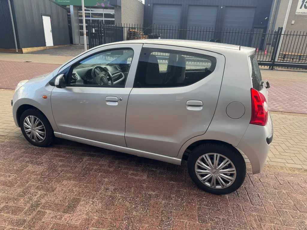 Nissan Pixo 2009 из Европы — купить под ключ