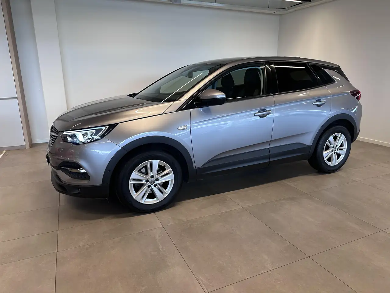 Opel Grandland EDITION 1.2 BENZINE 130 MAN 6, миниатюра 4