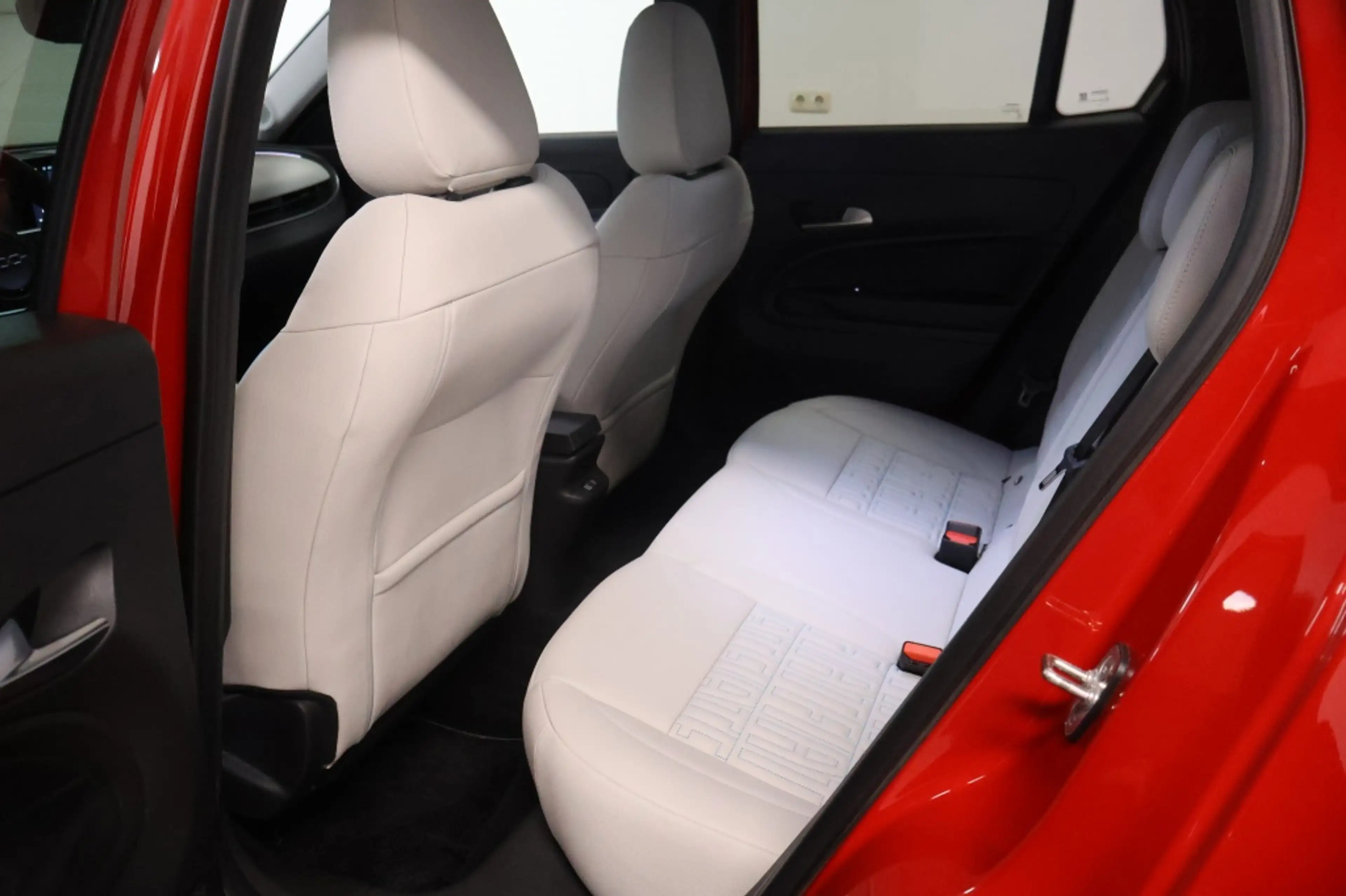 Fiat 600e La Prima 54 kWh — photo 10