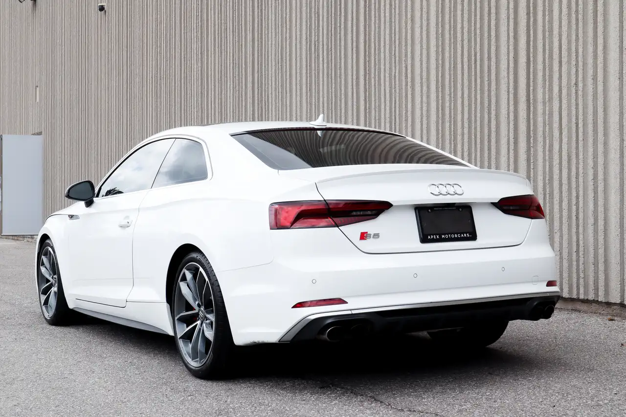 Audi S5 снимка Audi S5