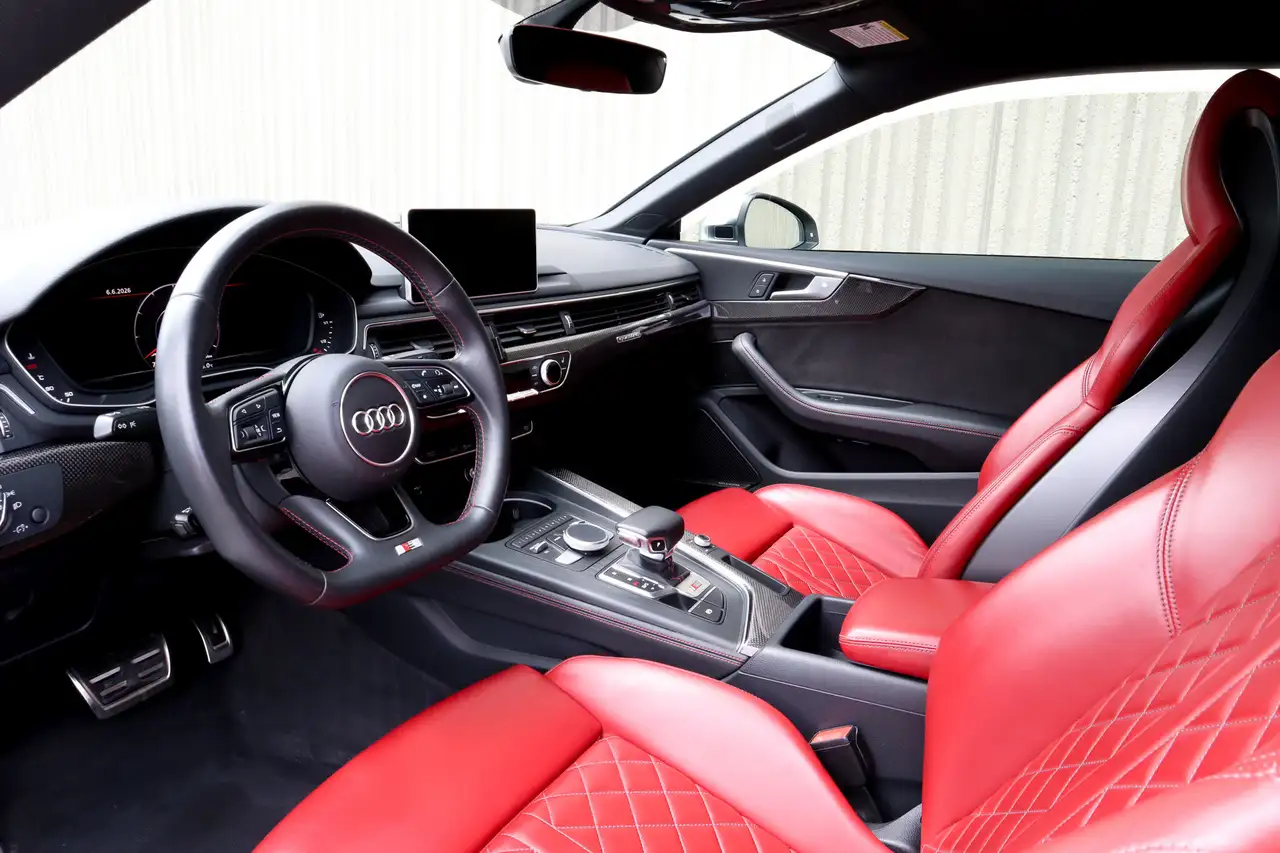 Audi S5 снимка Audi S5