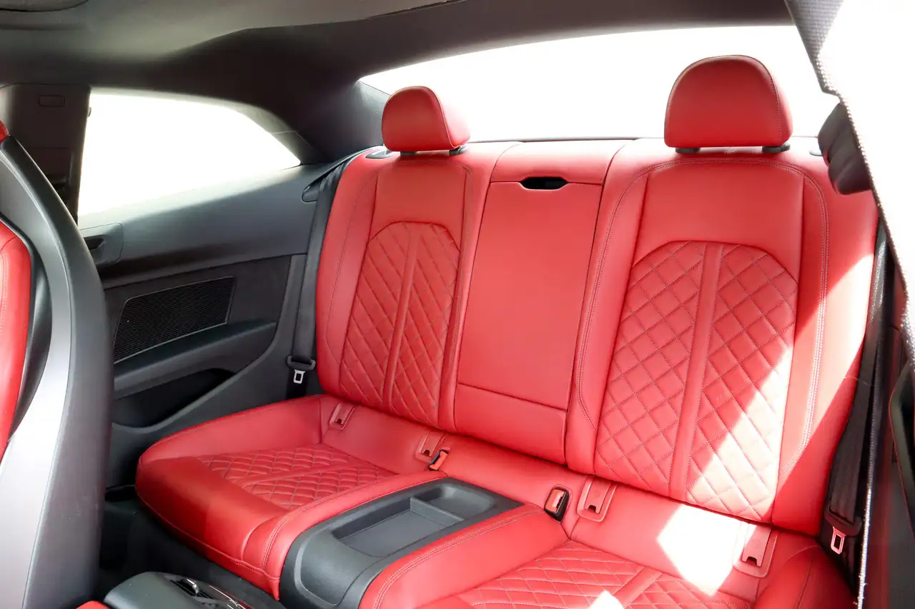 Audi S5 снимка Audi S5
