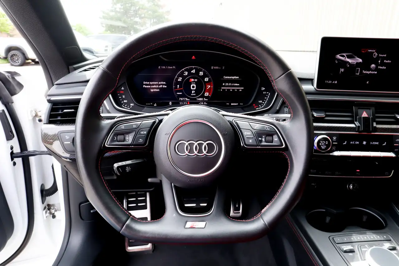 Audi S5 снимка Audi S5