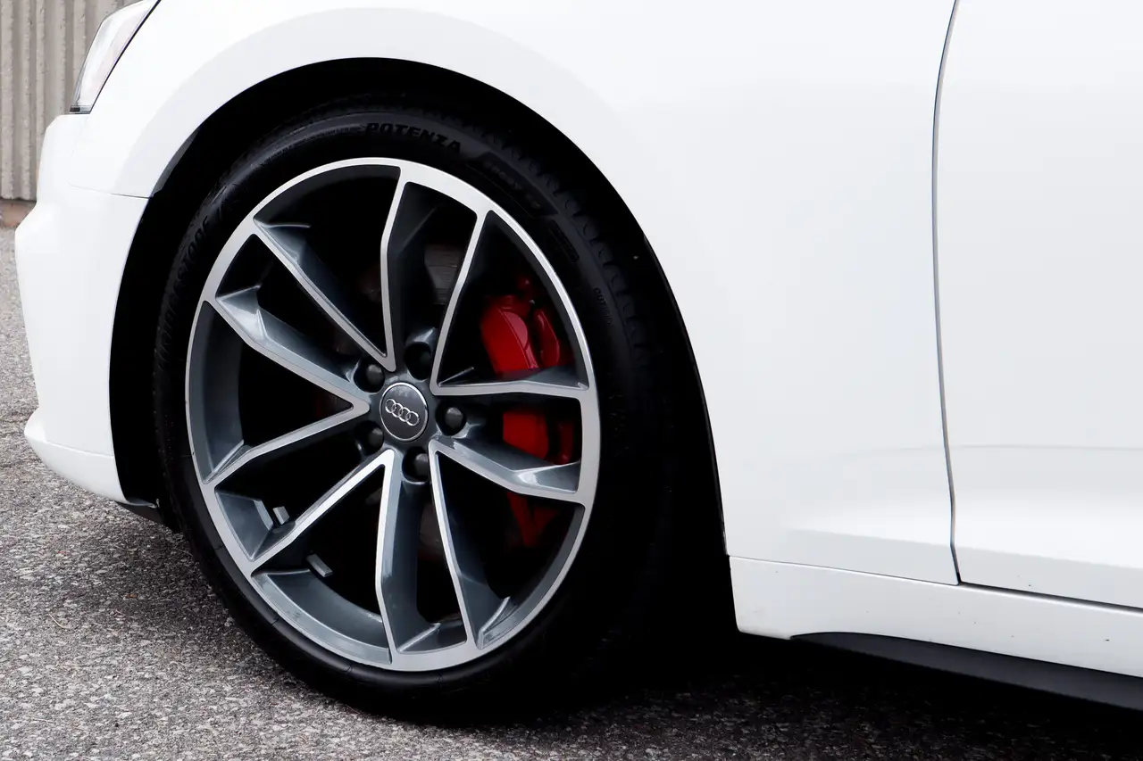 Audi S5 снимка Audi S5