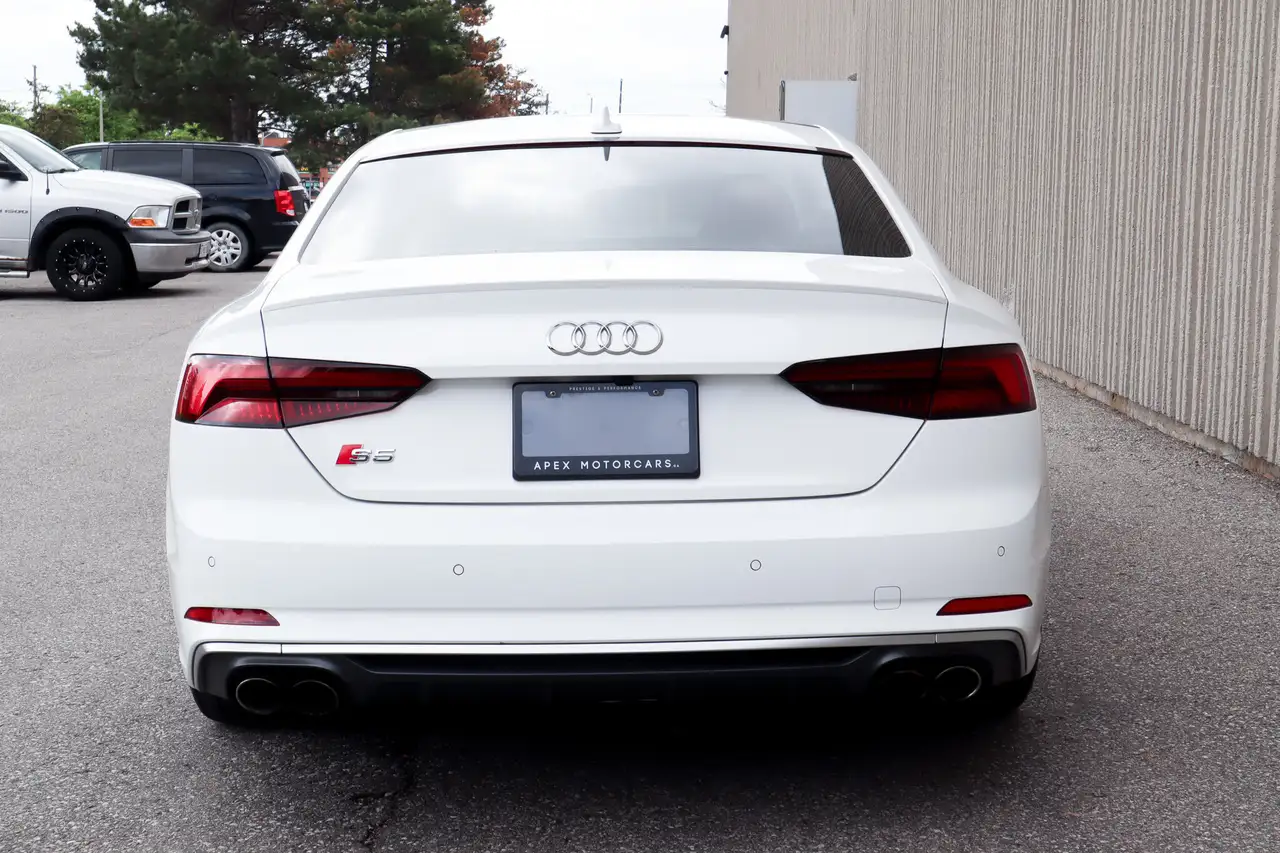 Audi S5 снимка Audi S5