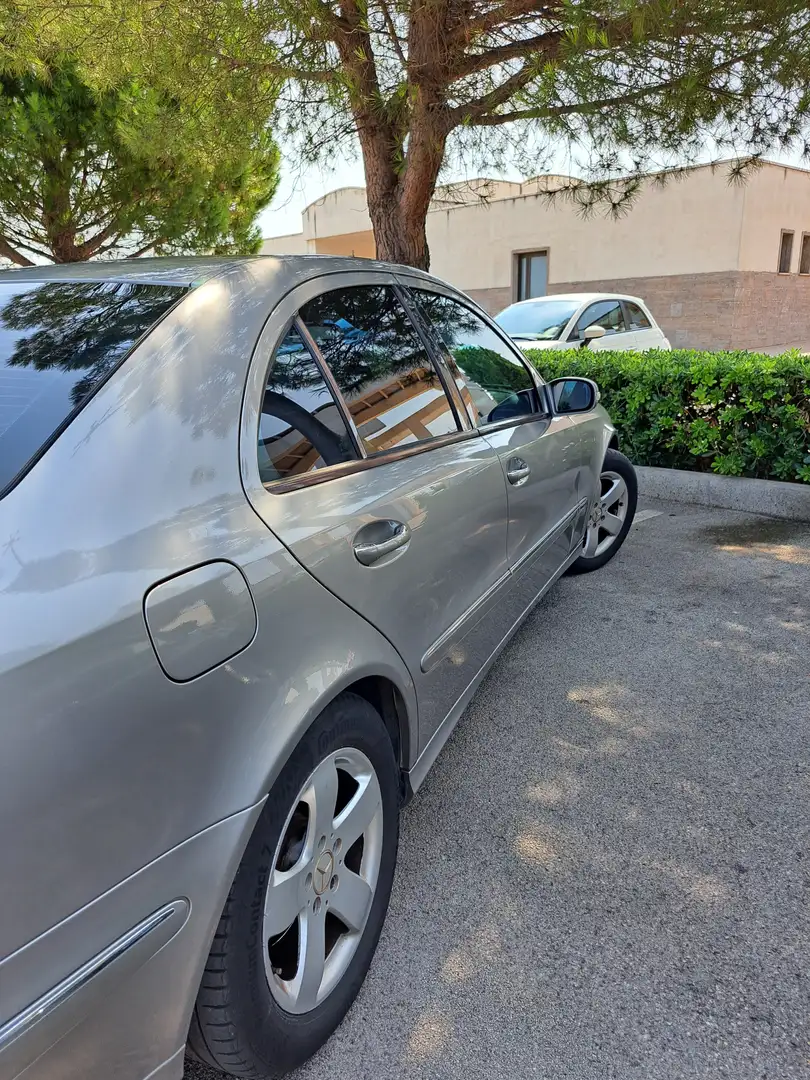 Mercedes-Benz E 320 E 320 cdi Avangarde Argento - 2