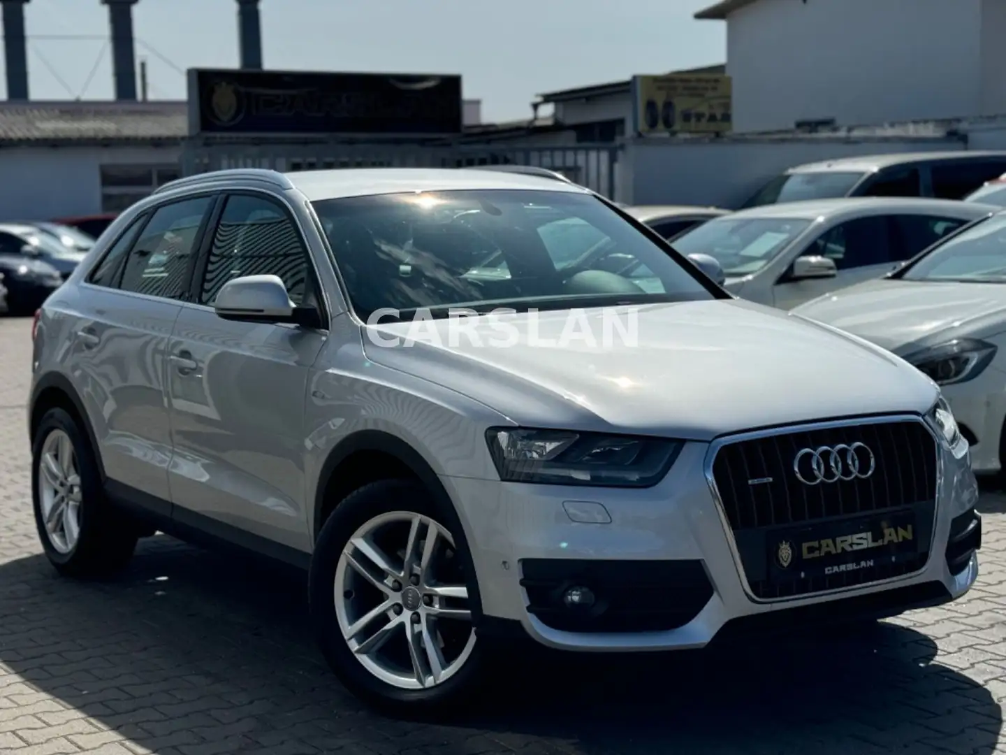 Audi Q3 2.0 TDI QUATTRO S LINE SPORT / PLUS S TRONIC Silber - 1