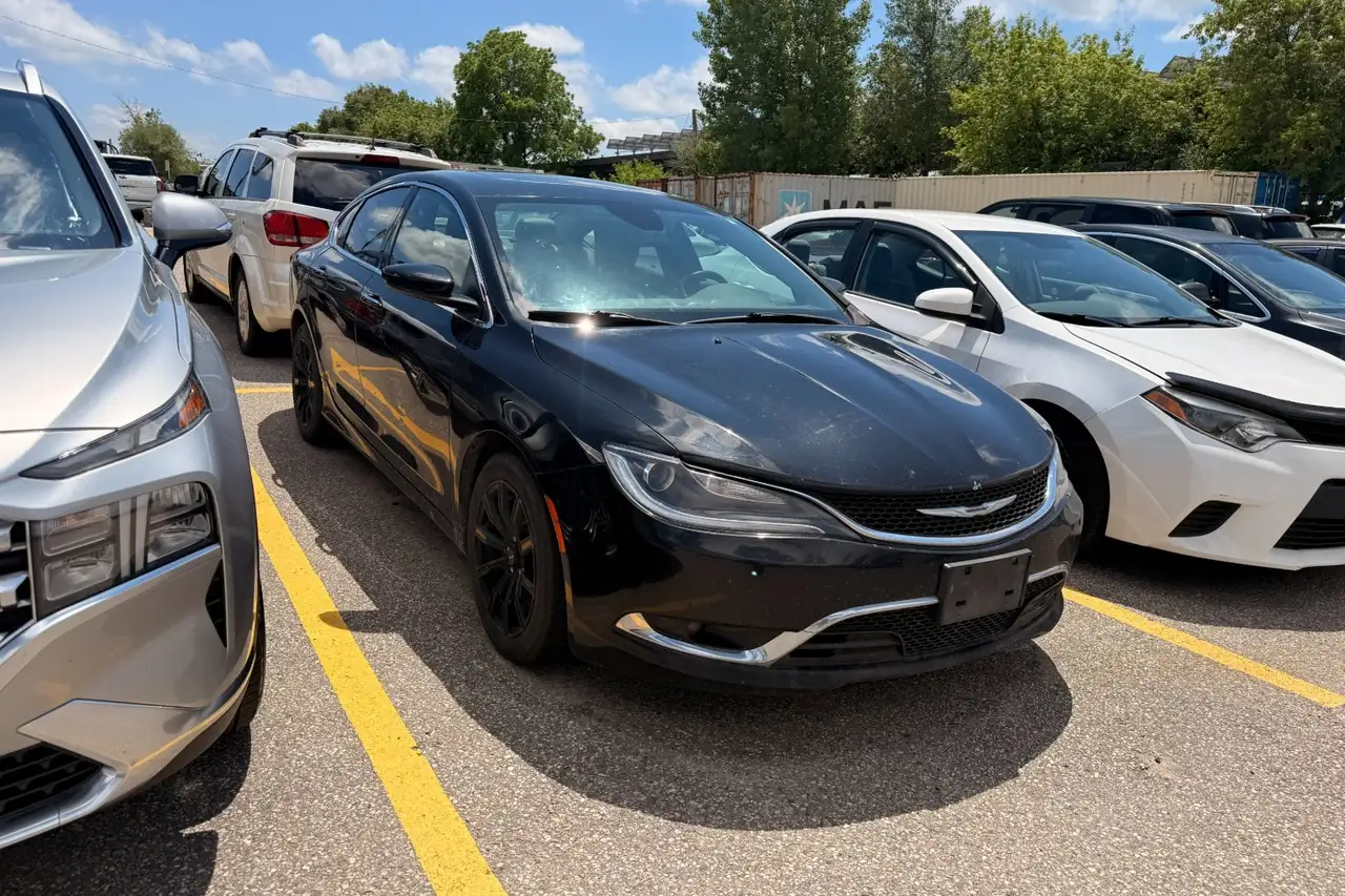 2016 Chrysler 200
