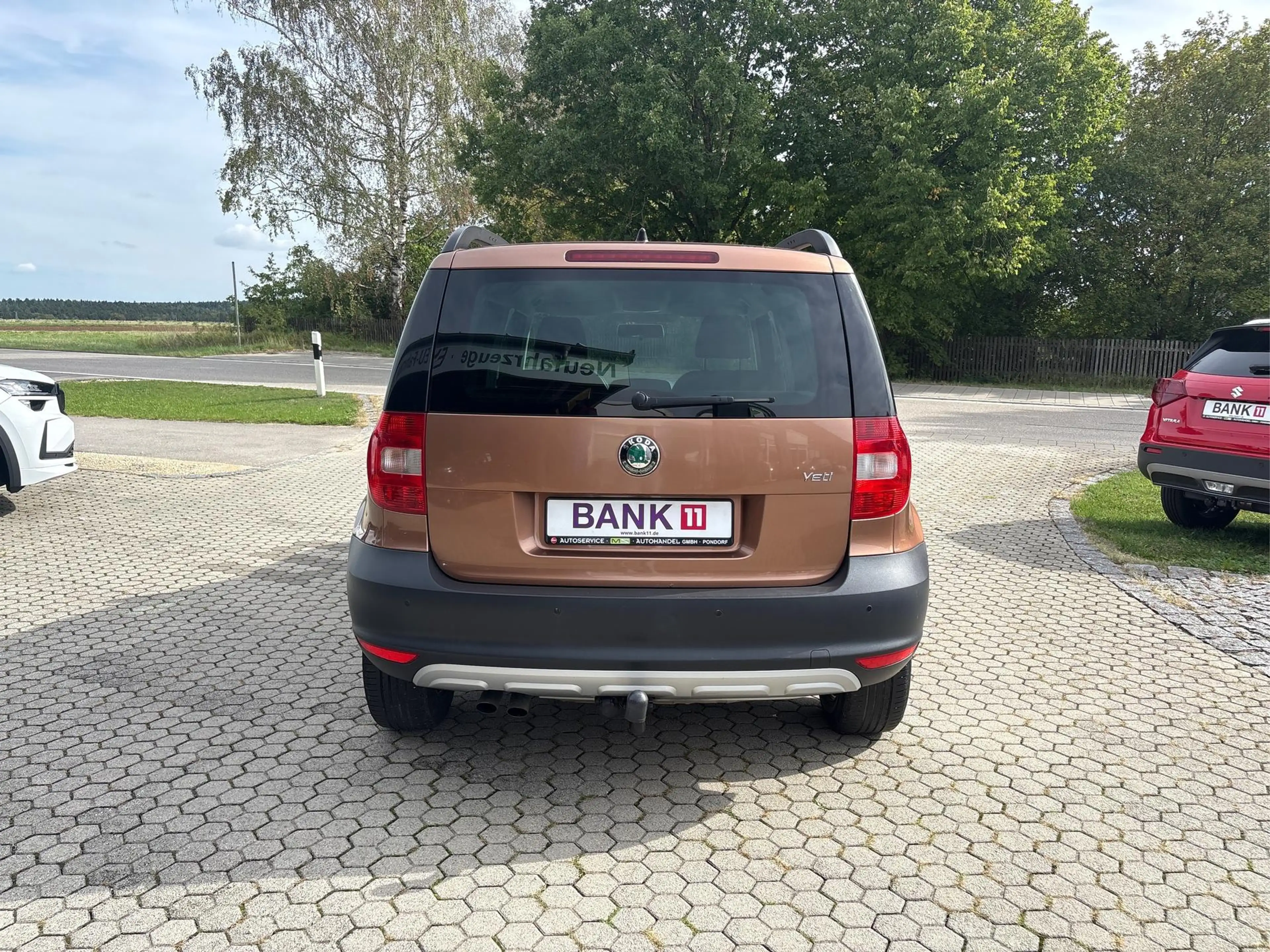 Skoda Yeti 2.0 TDI Active Plus Edition + Anhängerkupplung ... — photo 4