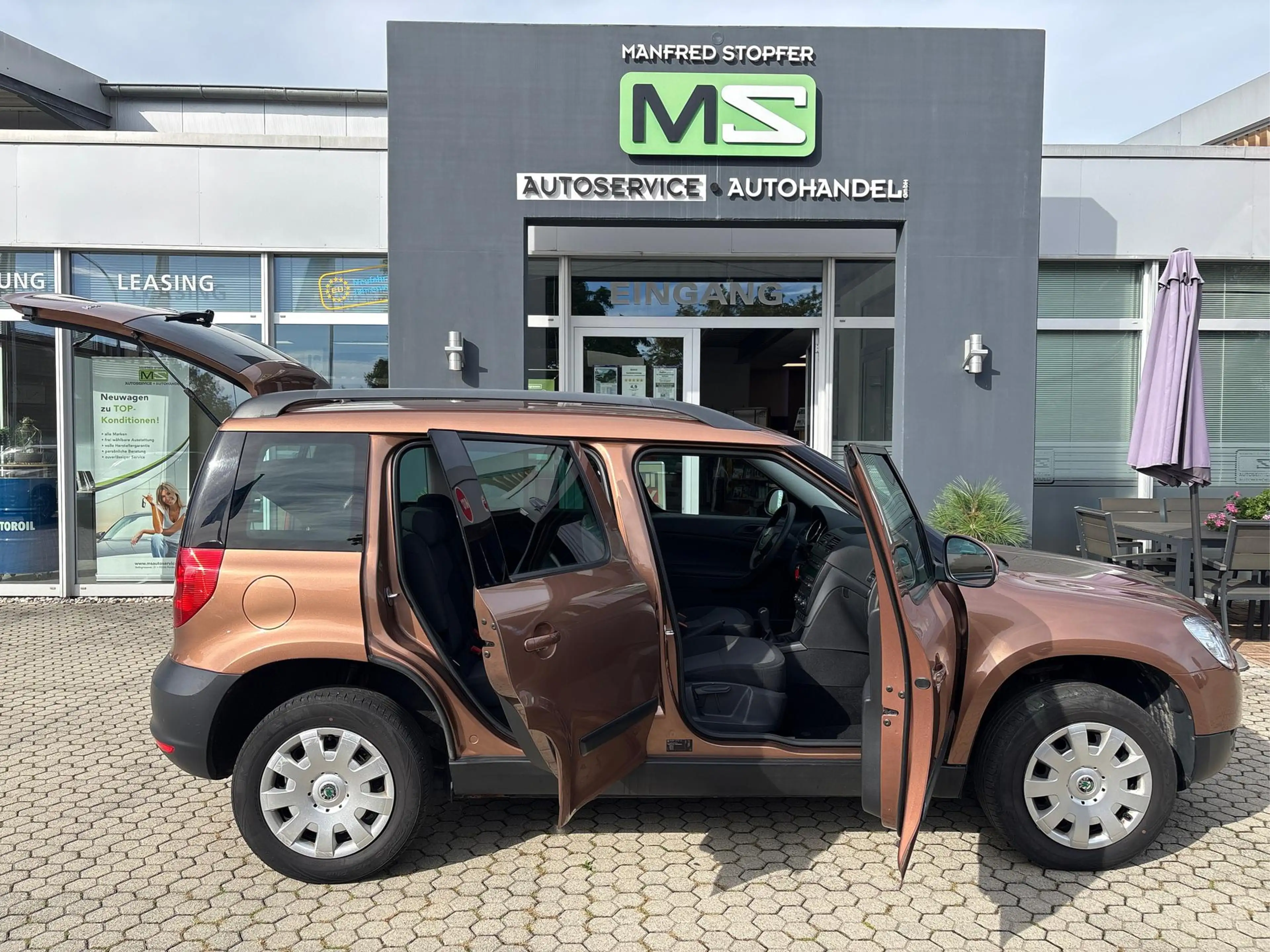 Skoda Yeti 2.0 TDI Active Plus Edition + Anhängerkupplung ... — photo 24